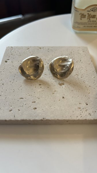 画像1: Sea'ds mara    Restructure curve earring イヤリング　25A3-45E (1)